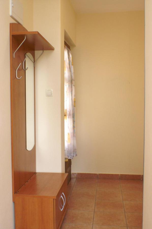 Apartments And Rooms By The Sea Jakisnica, Pag - 4160 Lun  Exterior foto
