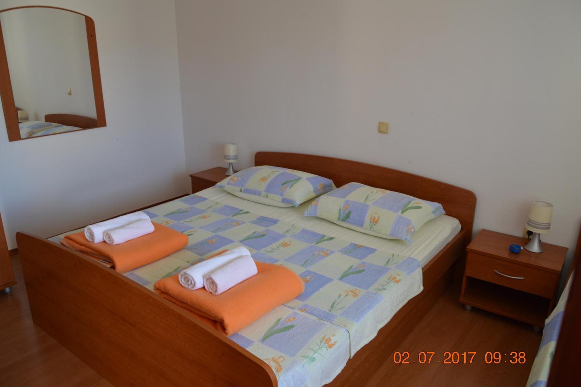 Apartments And Rooms By The Sea Jakisnica, Pag - 4160 Lun  Habitación foto