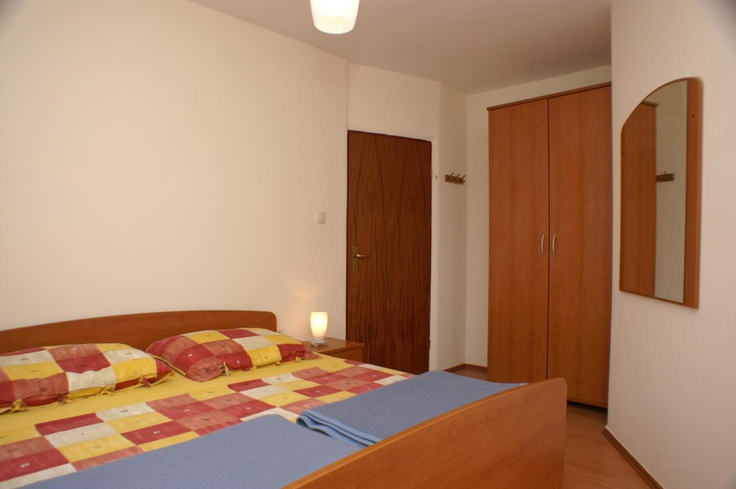 Apartments And Rooms By The Sea Jakisnica, Pag - 4160 Lun  Habitación foto
